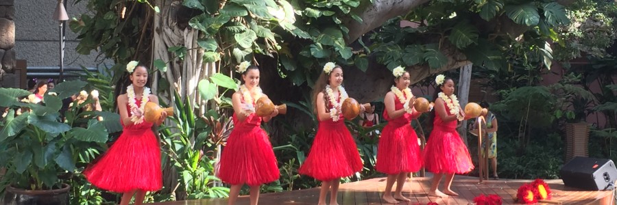 Hula in Royal Hawaiian Center